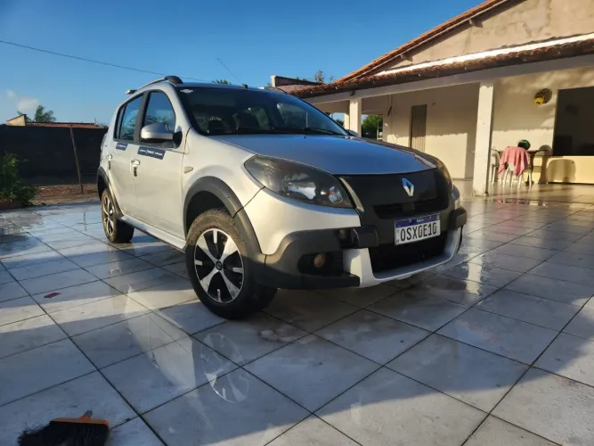 Renault Sandero Stepway Hi-power 1.6 8V 5P 2013