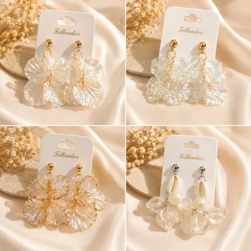 Kit com 4 brincos médios estilosissimos ( novos)