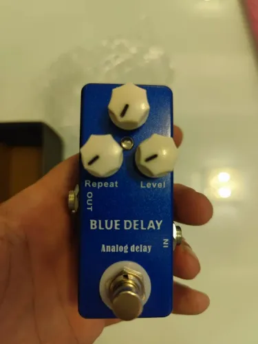 Pedal blue delay analógico mosky