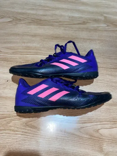 Chuteira society Adidas tam. 39 