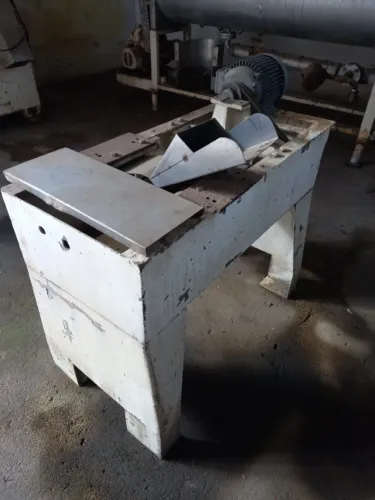Cortador de vegetais em tiras de 5mm para vegetais ou casca de frutas em tirinhas