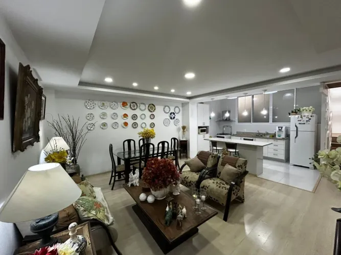 Apartamento para Venda em Petrópolis, Nogueira, 3 dormitórios, 2 suítes, 3 banheiros, 2 va