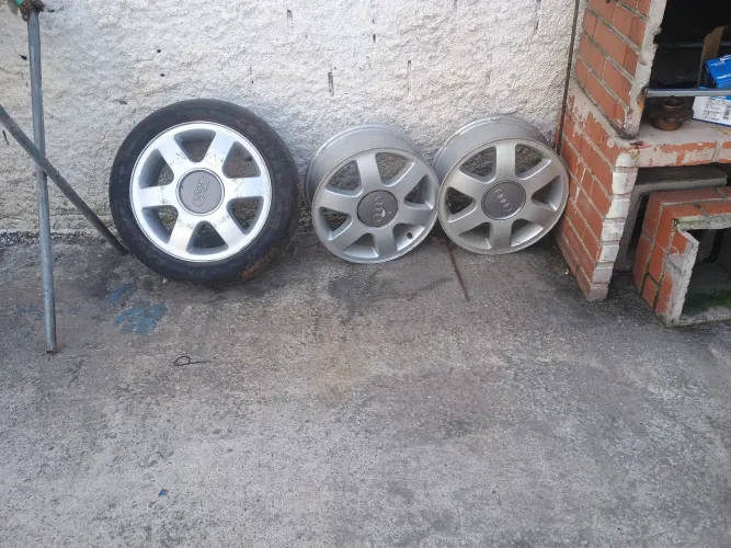 Jogo de rodas aro 15 Audi 5 furos
