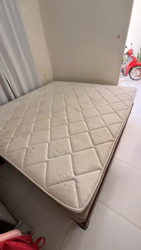 Cama Box King 1.93x2.03