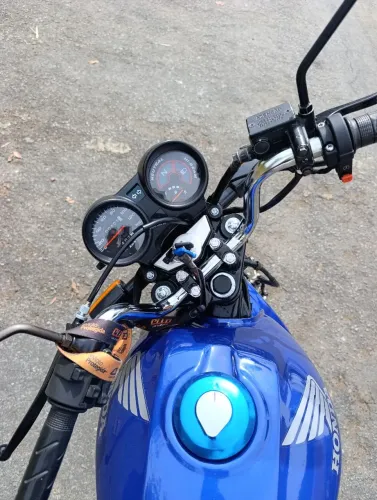 Titan 150 esd 2004 toda RESTAURADA