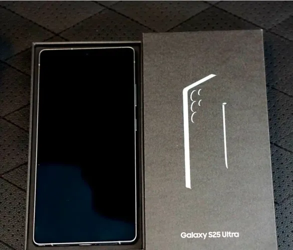 Samsung Galaxy S25 Ultra 512GB/12GB - Novíssimo