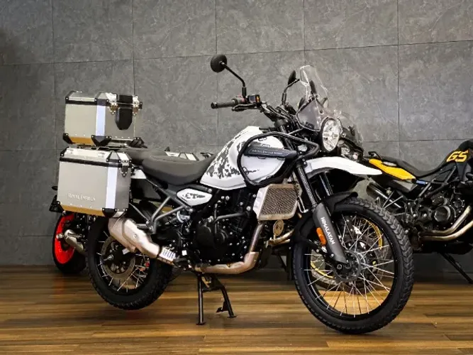 ROYAL ENFIELD HIMALAYAN 2025/2026