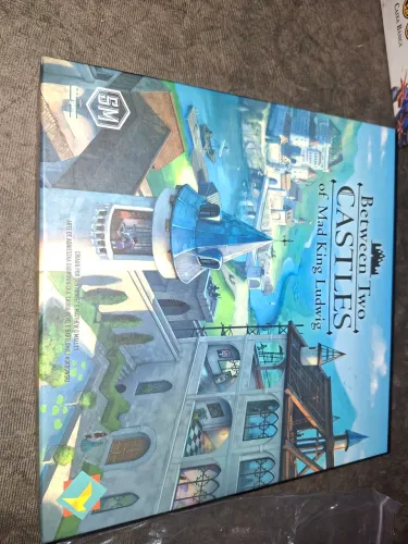 Between two castles Board Game