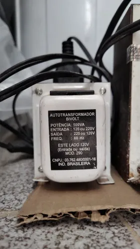 Autotransformador bivolt 500VA