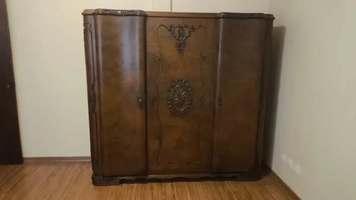 Armário antigo - 1940 - Exclusivo