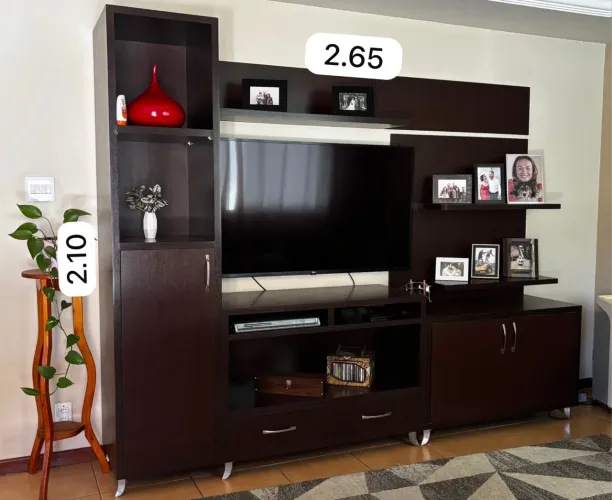 Painel de Tv com Rack e armário lateral