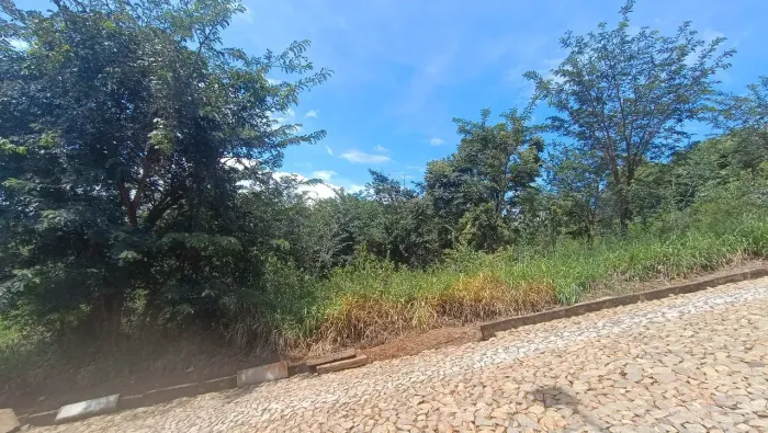 lote/Terreno à venda em condominio fazenda Mirante - Igarapé/MG