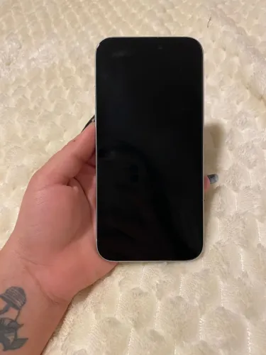 iPhone 15 Plus
