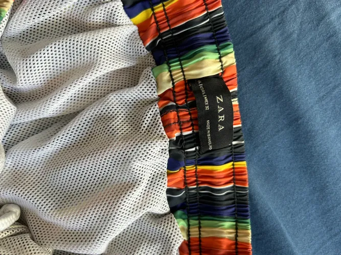 Short listrado tamanho m