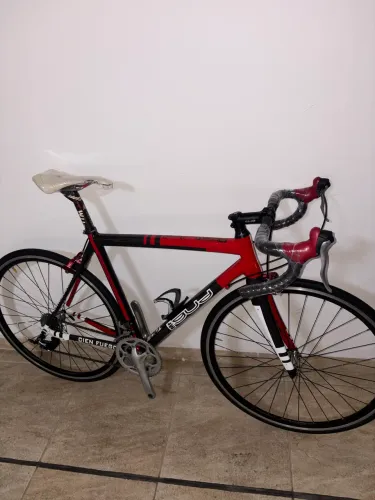 BICICLETA SPEED CARBONO