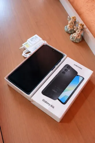 Celular novo, com caixa e carregador (Galaxy a16)