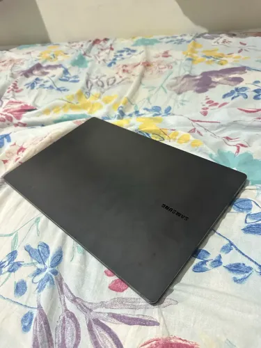 Samsung Book 2 - 8GB de RAM / Processador i7 12ª geração