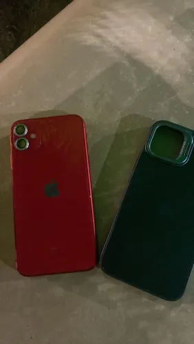 Iphone 11 red