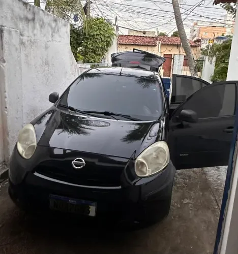 Nissan March 1.0 16V Flex Fuel 5P 2013