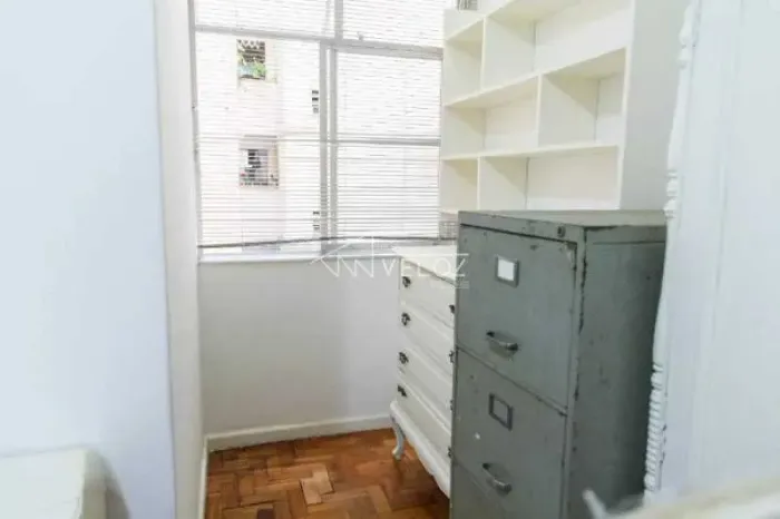 Kitnet/Conjugado : / Residencial / Flamengo
