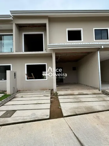 Sobrado no cinza à venda no Condomínio Parintins | Compre e personalize