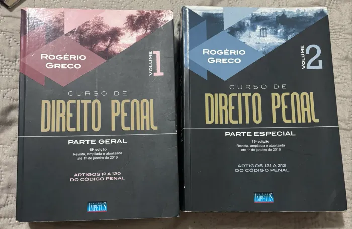 Livros curso de direito penal volume 1e 2
