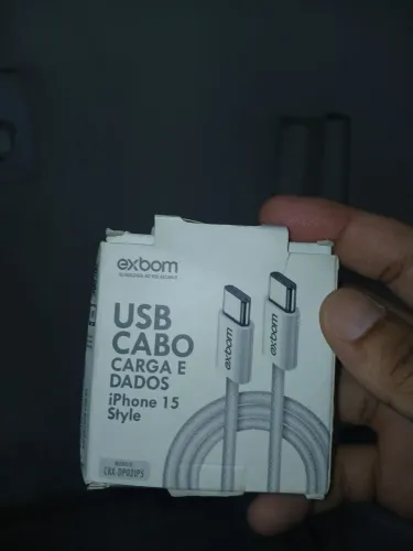 Cabo de iphone novo