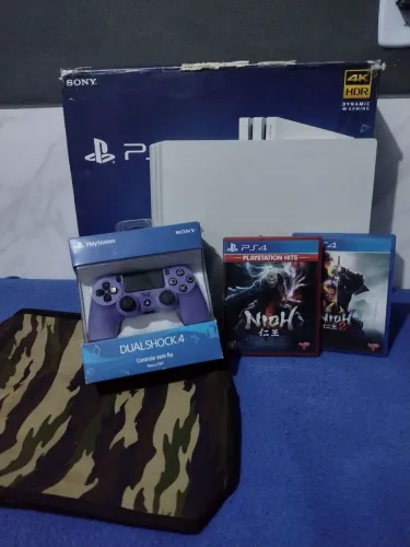 PS4 PRO Branco Desbloqueado 