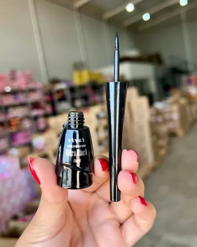 Delineador líquido ultra black- Vivai