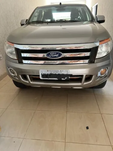 Ford Ranger XLS 3.2 20V 4X4 CD Diesel Aut. 2013