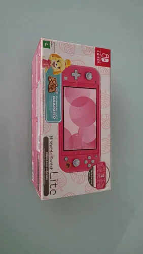 Nintendo Switch Lite Coral versão Animal Crossing