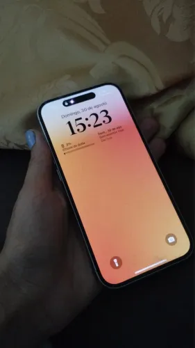 iPhone 15 