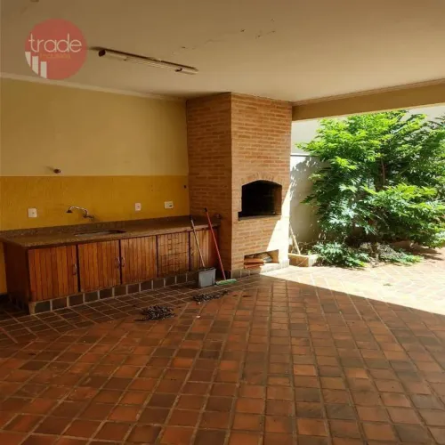 Casa à Venda de 04 Quartos no Bairro Alto da Boa Vista em Ribeirão Preto com Churrasqueira