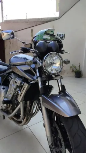 Suzuki Bandit  650n injetada 2009