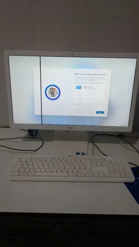 Computador LG All-in-One 22V280-L.BJ31P1