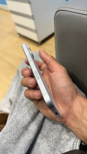 IPHONE 16 - PARCELO