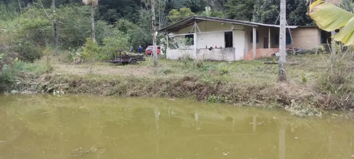 Vendo - troco sítio por casa na praia 
