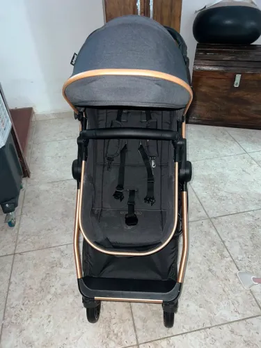 Carrinho de bebê 