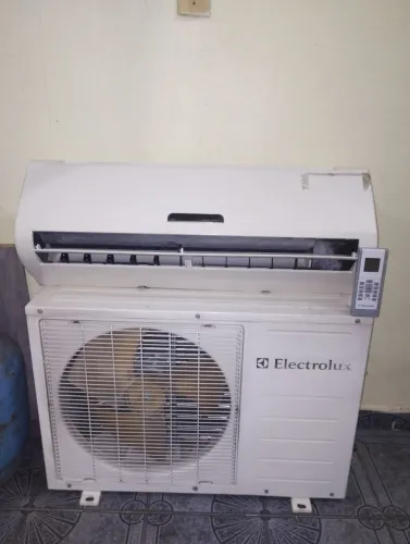 Split 12k Electrolux