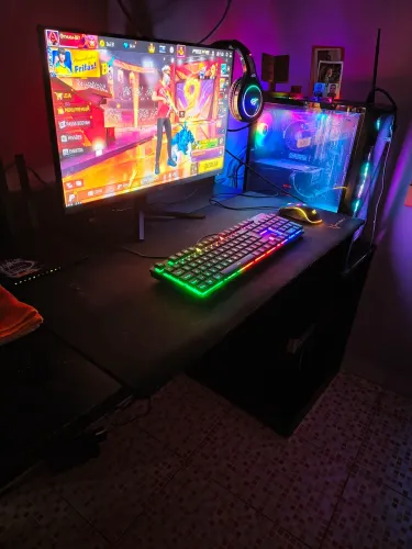 PC Gamer Completo Ryzen 5 5600 | RX 7600 8GB | 32GB RAM | SSD NVMe 1TB | Monitor 24" 180Hz