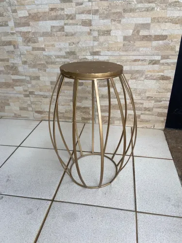 O par de barril de ferro 