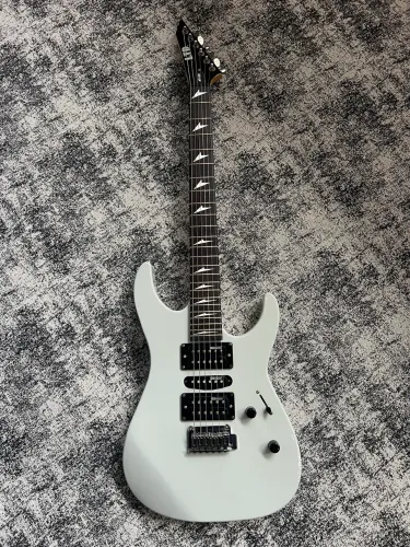 Guitarra LTD ESP MT-130