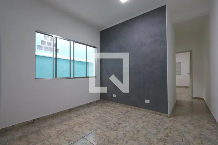 Casa à Venda - Vila Alpina, 2 Quartos, 200 m2
