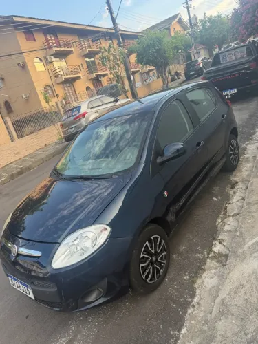 Fiat Palio Attractive 1.0 EVO Fire Flex 8V 5P 2013