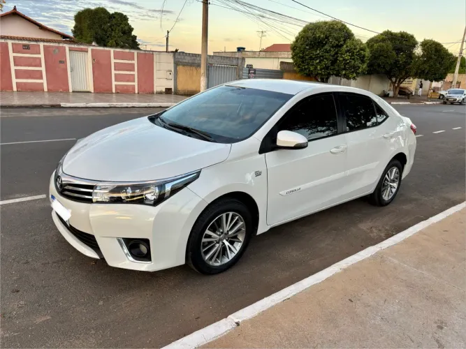 Toyota Corolla XEI 2.0 Flex 16V Aut. 2015