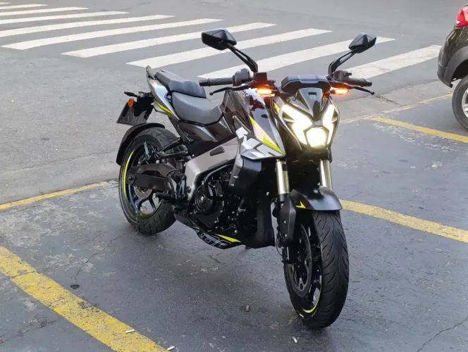 Dominar ns 400z 2026