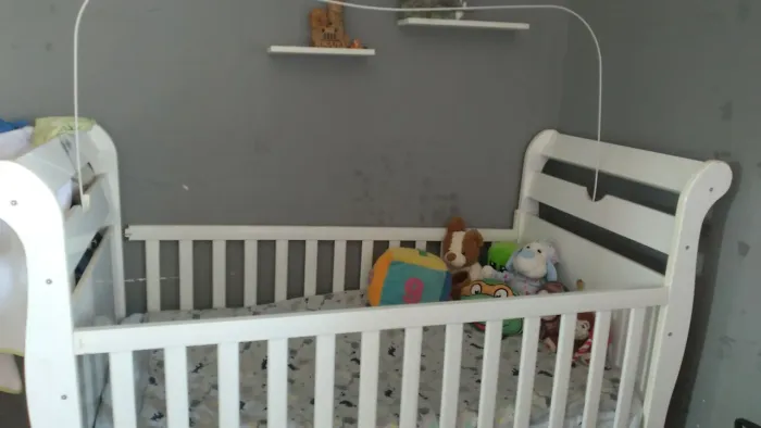 Berço com colchão