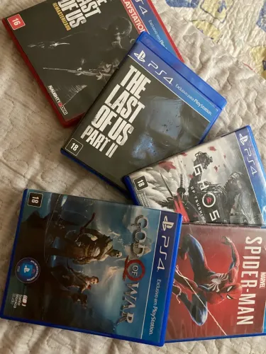 Vendo jogos para ps4
