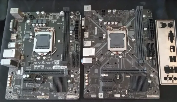 placa mãe 1151 2 unidade uma ddr3 e ddr4 com defeito vai com 1 espelho reparo ou retirar