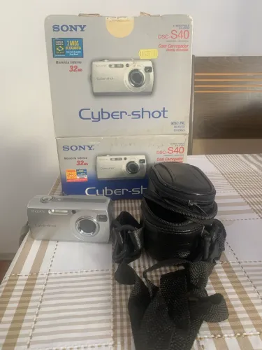 Câmera cyber-shot Sony